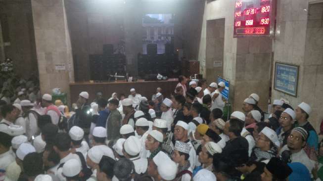 Ustaz Arifin Ilham Pimpin Aksi 112 Doa untuk Gubernur Ahok