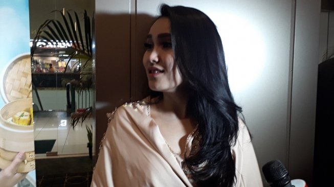 Foto Seksi Ayu Ting Ting Newstempo