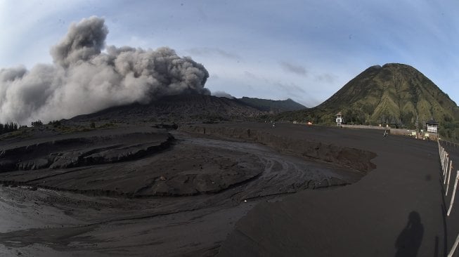 Wisata Di Gunung Bromo Masih Berjalan Normal