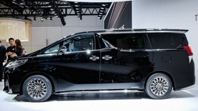 Lexus Bikin Kembaran Alphard Versi Lebih Mewah