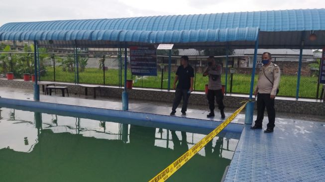 Bocah Tewas Tenggelam Di Kolam Renang Medan Begini Kronologinya