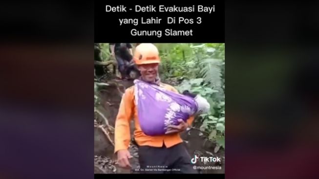 Viral Ibu Melahirkan Di Pos Pendakian Gunung Slamet Warganet The