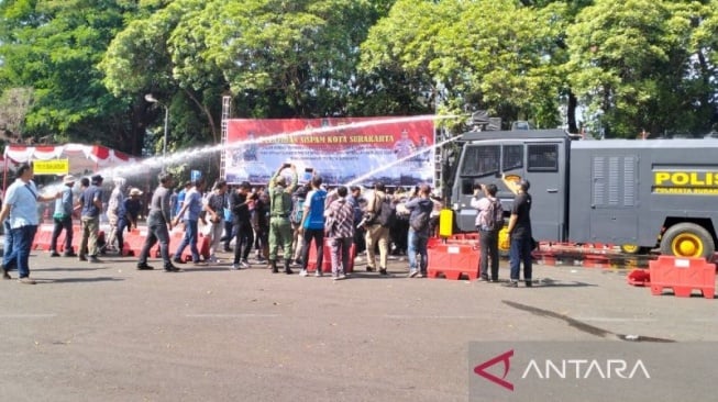 Polresta Solo Gelar Sispamkota Persiapan Pengamanan Pemilu