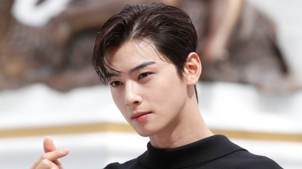 Makin Bersinar Cha Eun Woo ASTRO Siap Debut Solo Tahun Ini