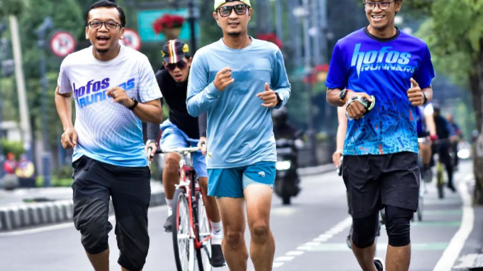 Jalan Dago Bandung Ramai Fotografer Olahraga Ketika Hari Libur