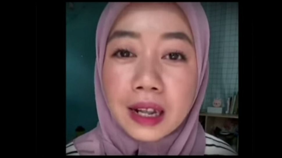 Warganet Bela Youtuber Ria Ricis Atas Keriuhan Yang Terjadi Di Media Sosial Bunga Zainal Kena