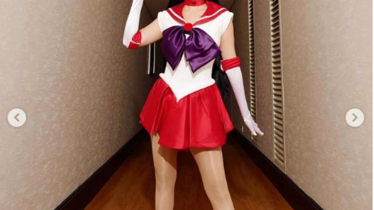 Tampil Seksi Saat Cosplay Sailor Moon Bagian Kaki Bcl Disorot Ya