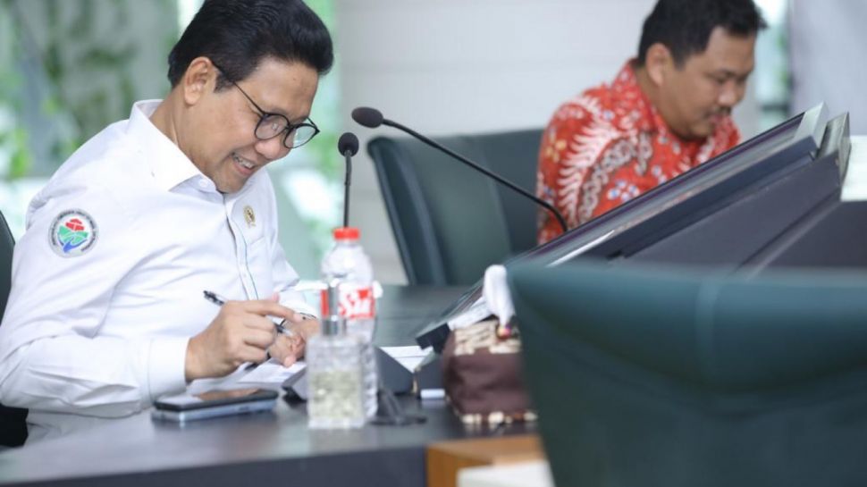 Mendes PDT Beri Penghargaan Kades Yang Sukses Jalankan SDGS Desa