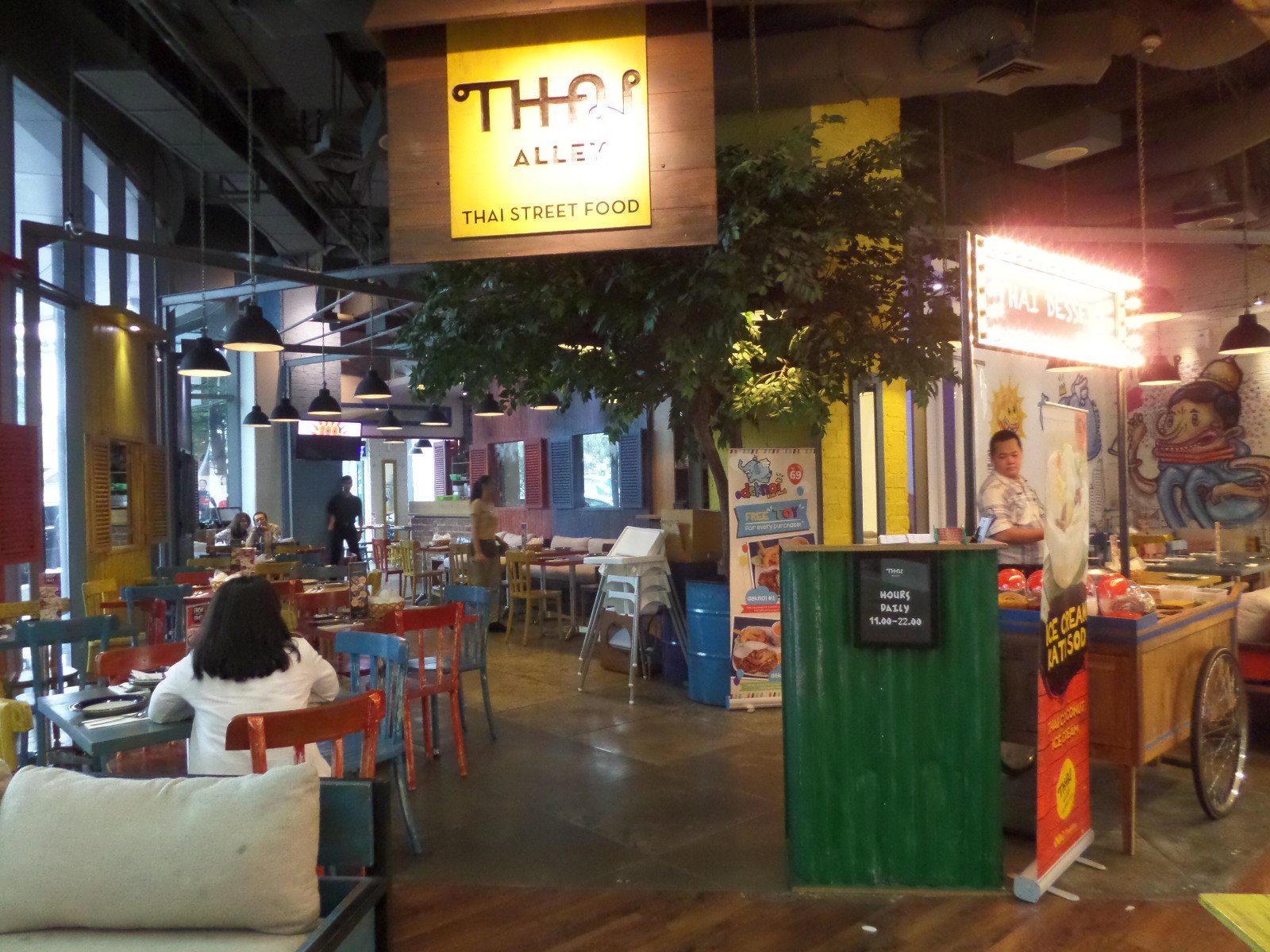 Interior Thai Alley (suara.com/Dinda Rachmawati)