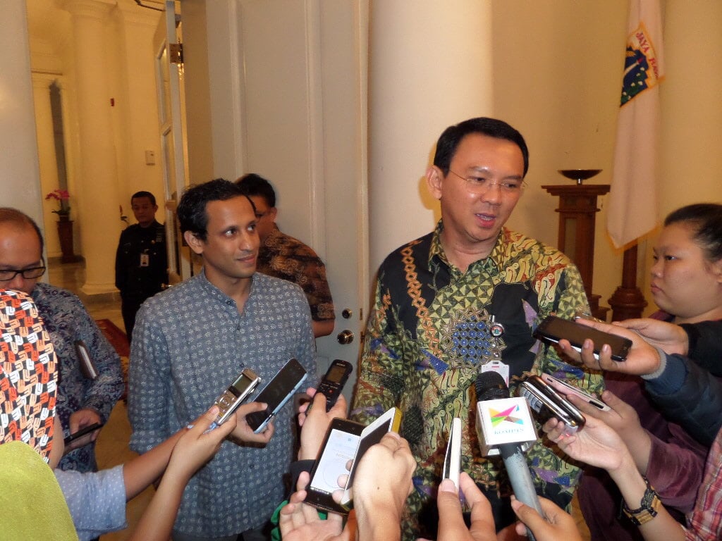 Nadiem Makarim saat bertemu dengan Gubernur DKI Jakarta, Basuki Tjahaja Purnama. (suara.com/Bowo Raharjo)