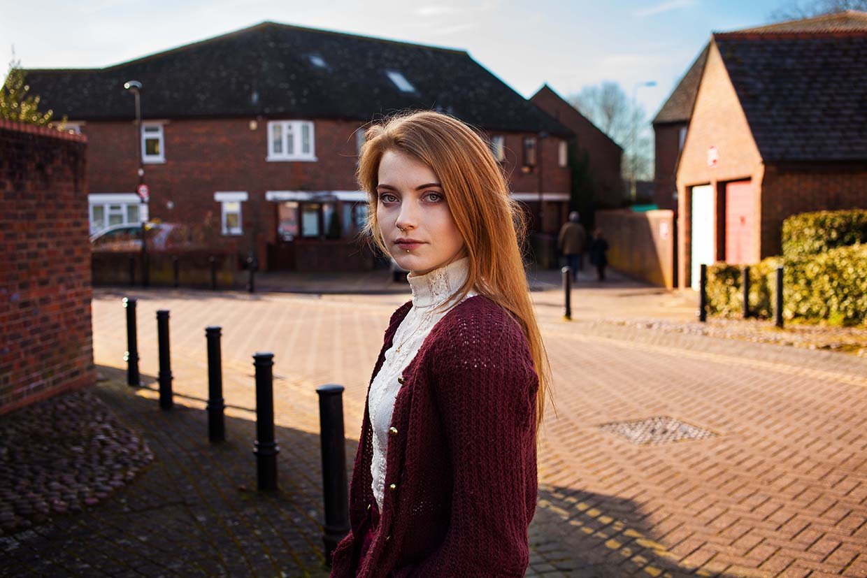 Seorang perempuan di Oxford, Inggris. (Dok. Mihaela Noroc)