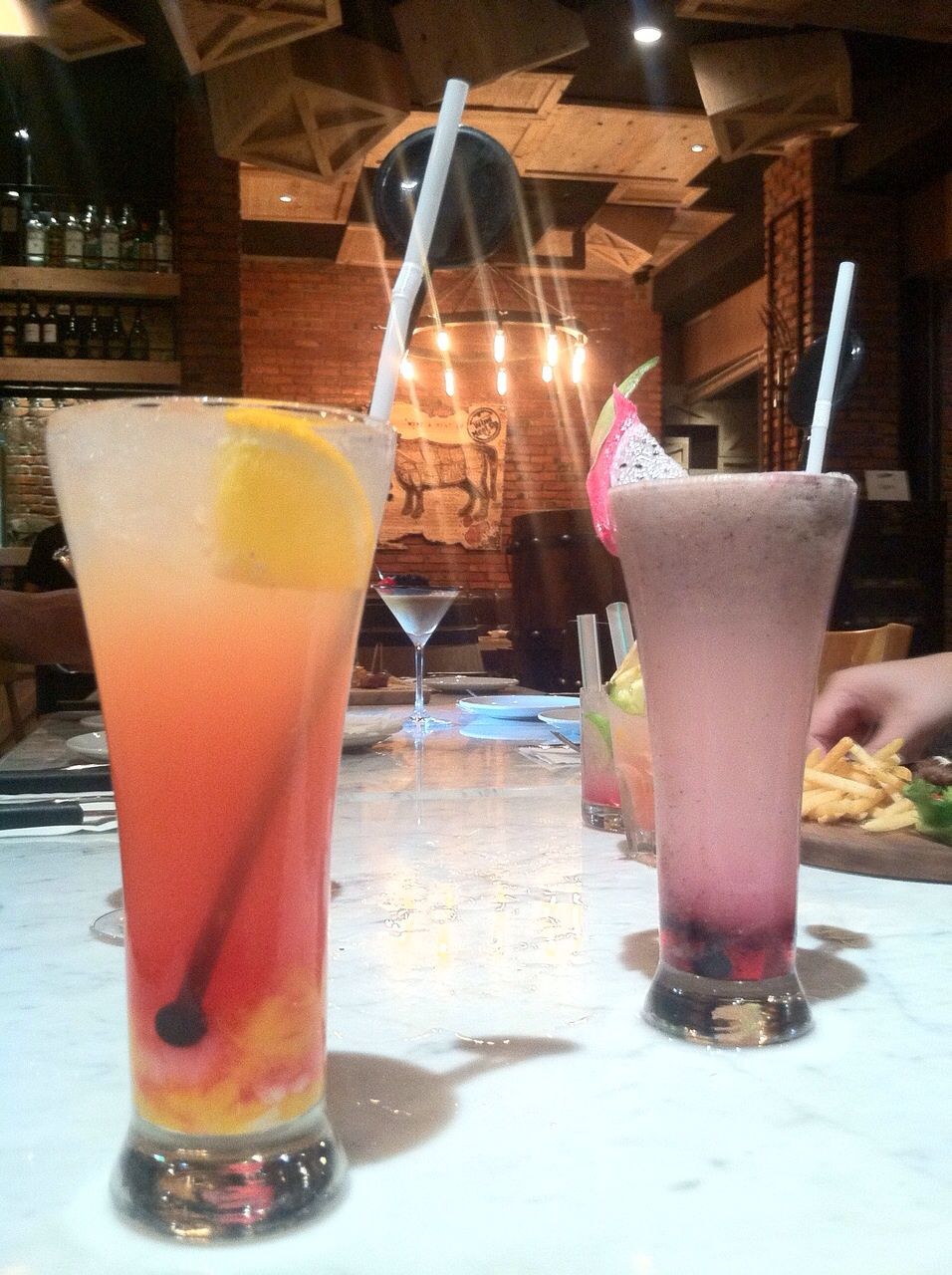 Aneka mocktail dan wine di Wine & Meat Co. (suara.com/Firsta Nodia)