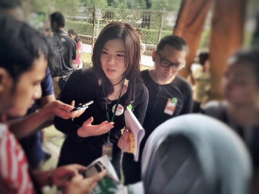 Jenny bersama media. (Dok. Yayasan Belajar Bersama Sjors)