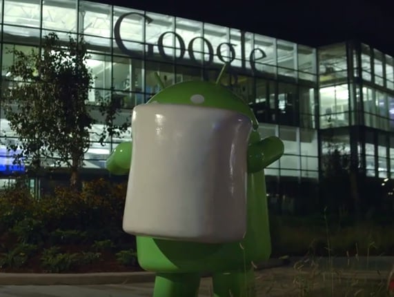 Patung Android Marshmallow di luar kantor Google di Mountain View, California, AS (Suara.com/Screenshot YouTube).