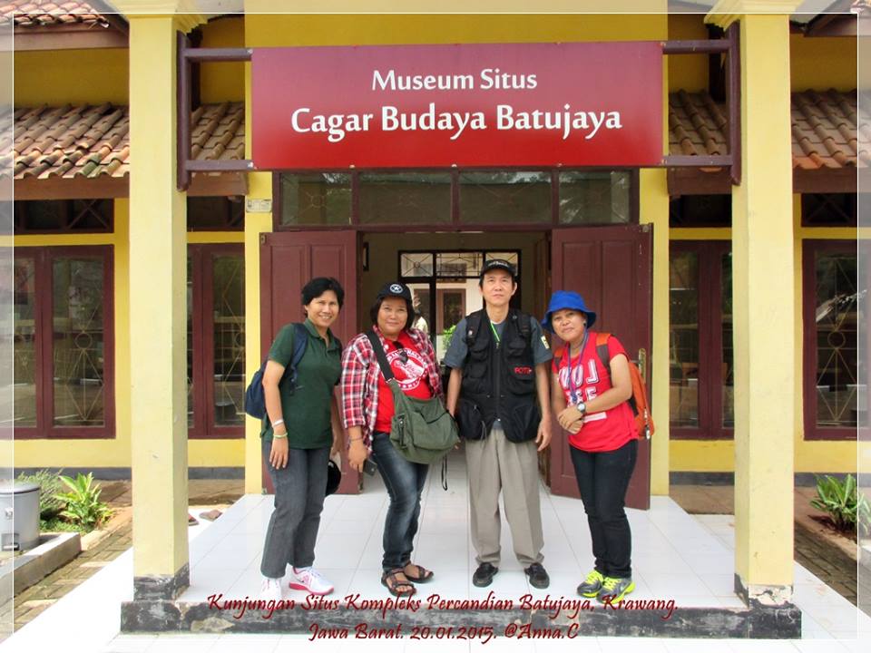 Anggota KMPI berkunjung ke sebuah museum di Jakarta. (Dok. KMPI)