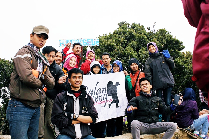 Komunitas Jalan Bareng Indonesia kini anggotanya mencapai 94 orang. (Foto: Dok. JB Indonesia)