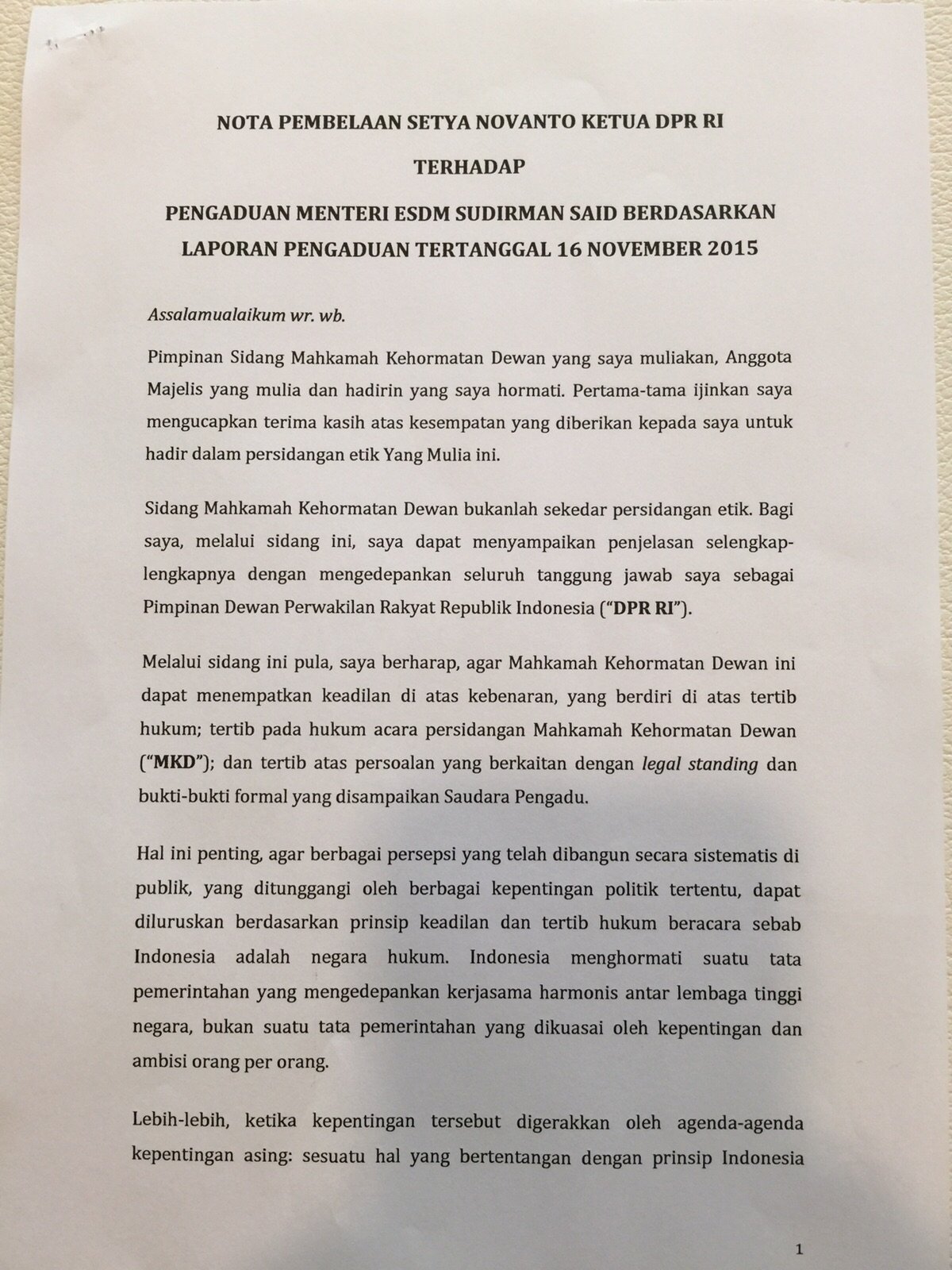 Nota Pembelaan Setya Novanto Ketua DPR RI Terhadap Pengaduan Menteri ESDM Sudirman Said Berdasarkan Laporan Pengadilan Tertanggal 16 November 2015. [Suara.com/Erick Tanjung]