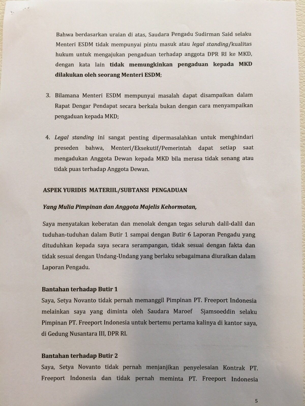 Nota Pembelaan Setya Novanto Ketua DPR RI Terhadap Pengaduan Menteri ESDM Sudirman Said Berdasarkan Laporan Pengadilan Tertanggal 16 November 2015. [Suara.com/Erick Tanjung]