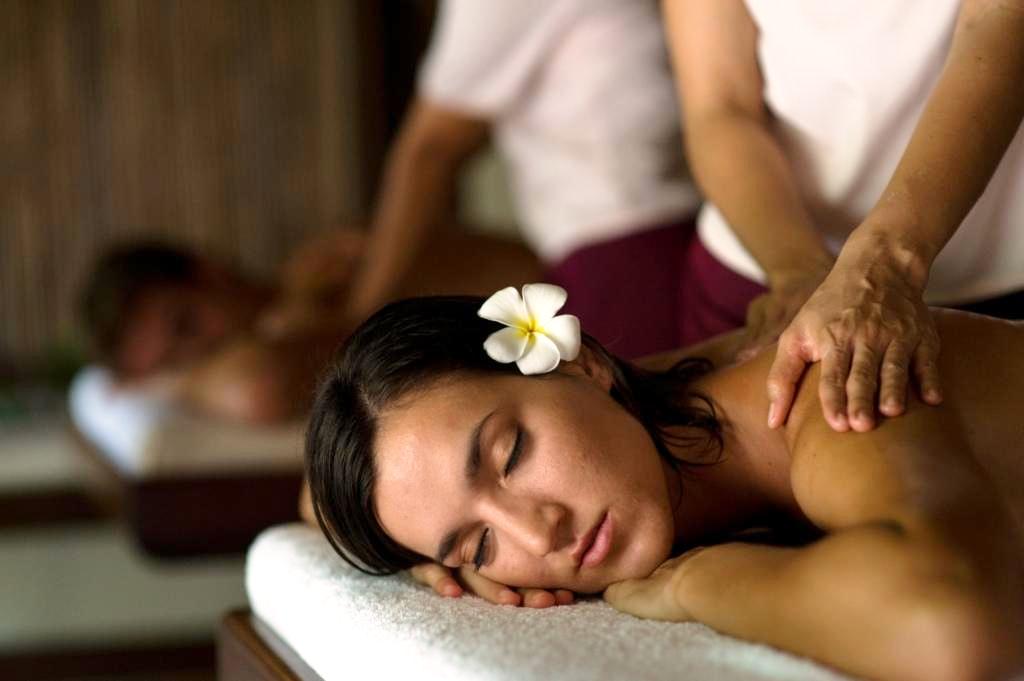 Menyambut Hari Valentine Yhi Spa Gran Melia menawarkan paket treatment Romantic Couple Escape.