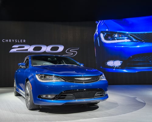 Sedang Chrysler 200 (Shutterstock).