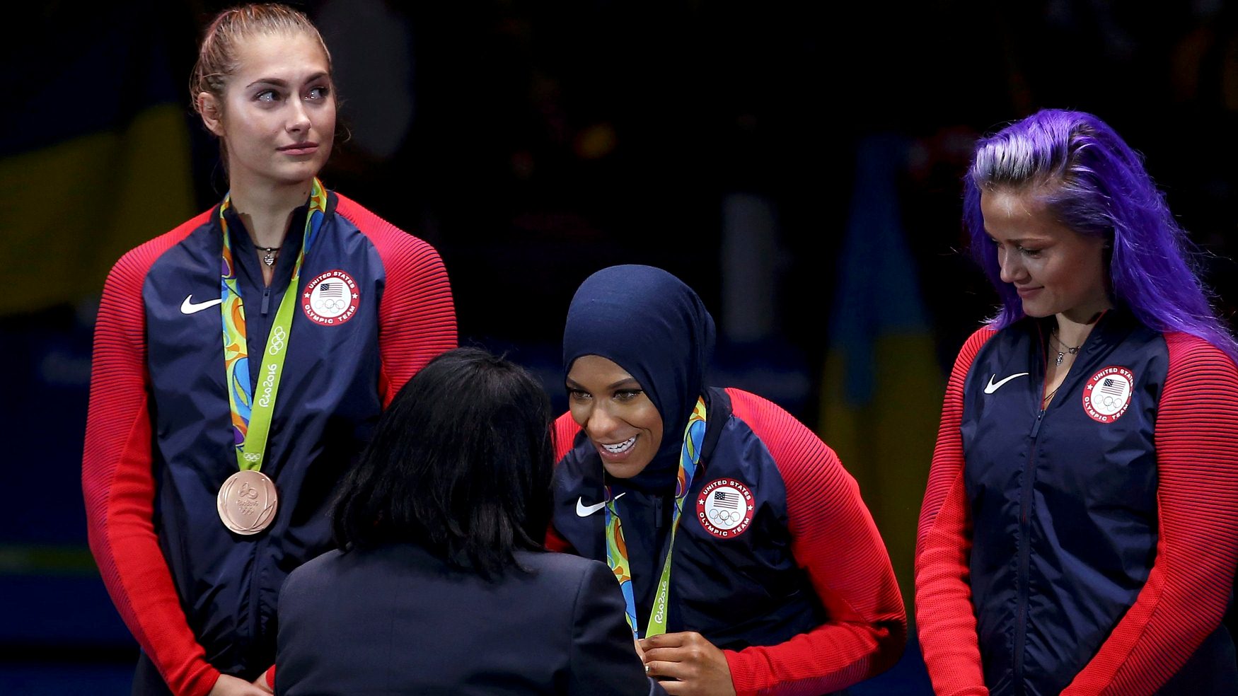 Medali perunggu anggar nomor saber beregu putri Olimpiade Rio. [Reuters]