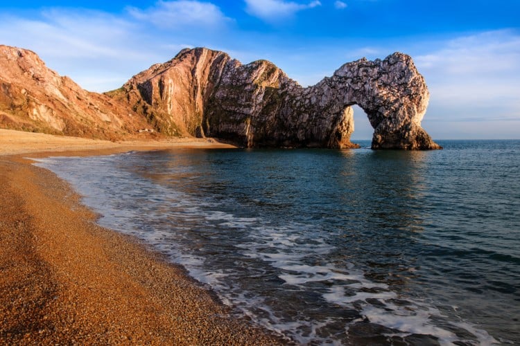 Pantai di Inggris. (Shutterstock)