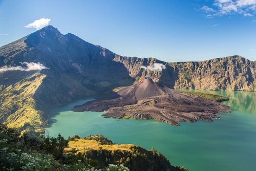 Gunung Rinjani. (Shutterstock)