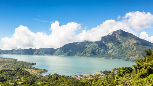 Gunung Batur, Bali. (Shutterstock)