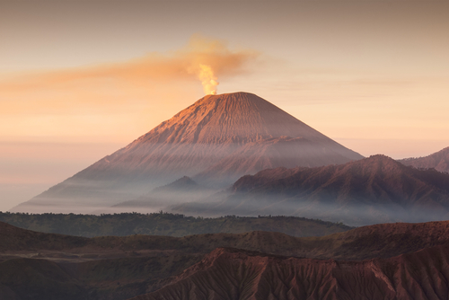 Gunung Semeru. (Shutterstock)