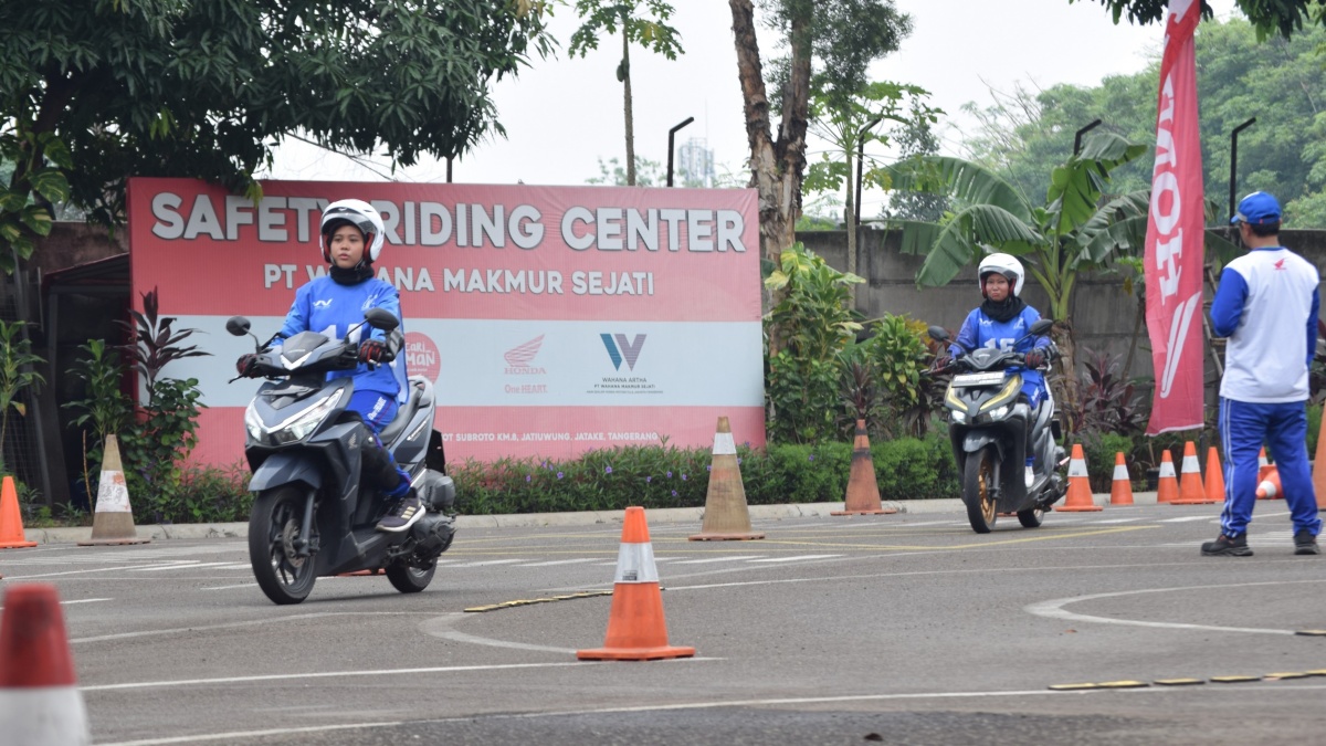 Bersiaplah & Berangkat! 5 Tips Sebelum Berkendara untuk Lady Rider Baru