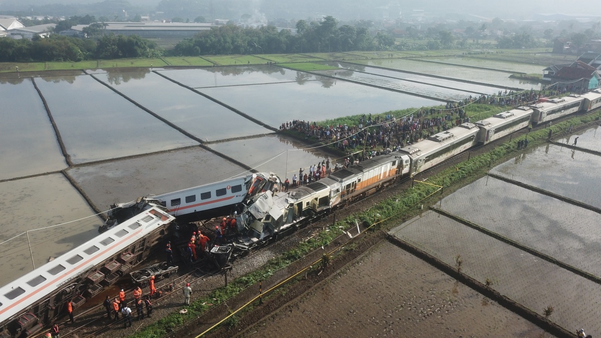10 Kecelakaan Kereta Api Terparah di Indonesia Sepanjang Masa