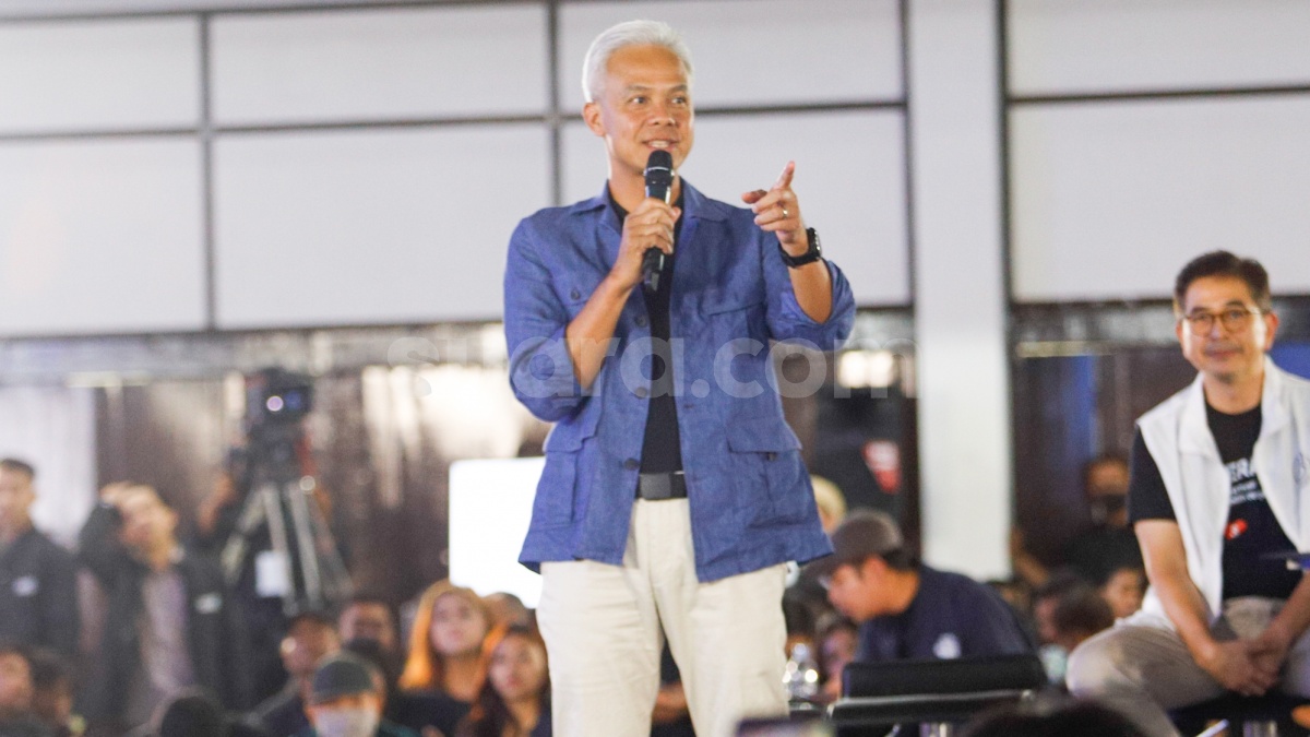 Anies dan Puan Bersalaman Usai Debat Capres Ketiga, Begini Tanggapan Ganjar