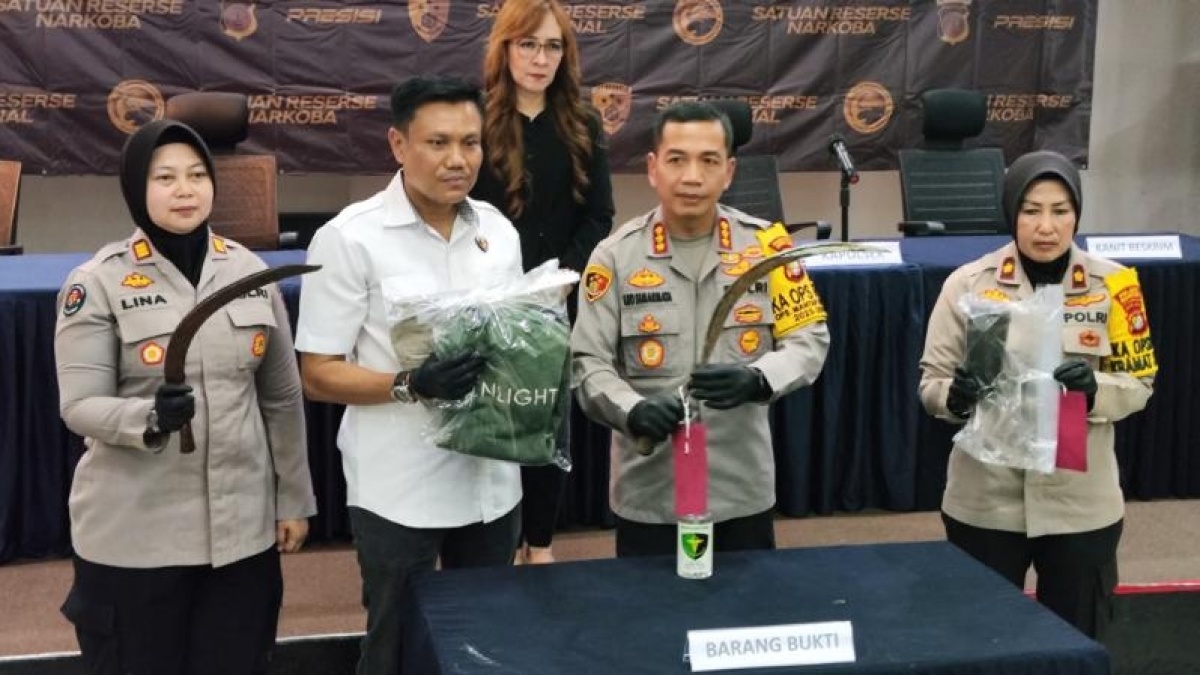Kena Percikan Air Keras, Karyawan Pedagang Semangka yang Tewas Dibunuh Dede Dirawat di RS Polri