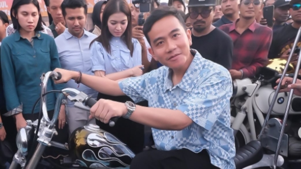 Sidang DKPP: KPU Diduga Langgar Aturan Gegara Terima Gibran jadi Cawapres!