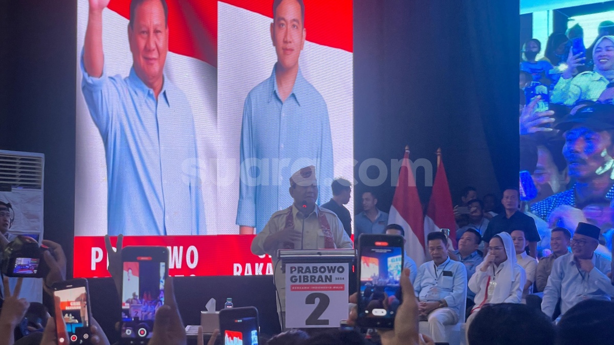 Lirik Raffi Ahmad, Prabowo di Depan Emak-emak Pendukungnya: Emang Dia Lebih Ganteng dari Aku?