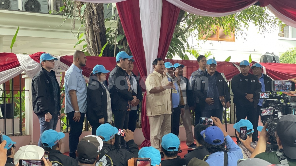 Nelayan 'Geruduk' Kertanegara Beri Dukungan, Prabowo Minta Diundang Naik Kapal: Cari Ombak Yang Nggak Besar