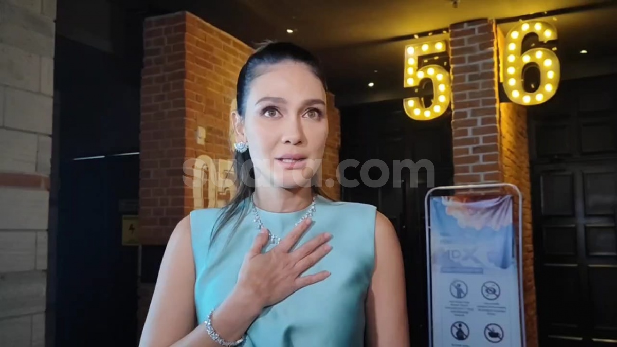 Jawaban Berkelas Luna Maya Dibilang Mirip Mpok Atiek