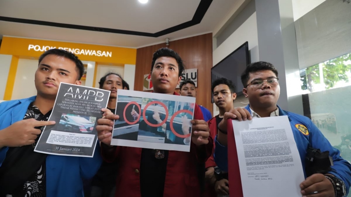 Ramai-ramai Mahasiswa Laporkan Jokowi Ke Bawaslu: Dia Bukan Tim Kampanye Prabowo-Gibran!