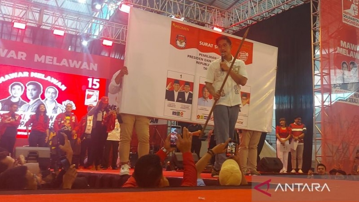 Lebih 'Sayang' Prabowo, Kaesang Ajak Warga Kota Malang Coblos Mulutnya Gibran
