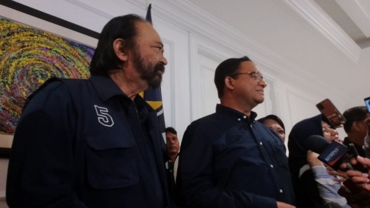 Ditempel Surya Paloh saat Kampanye di Manado. Anies Auto Terenyuh: Tak Bisa Seperti Ini dengan Bayaran