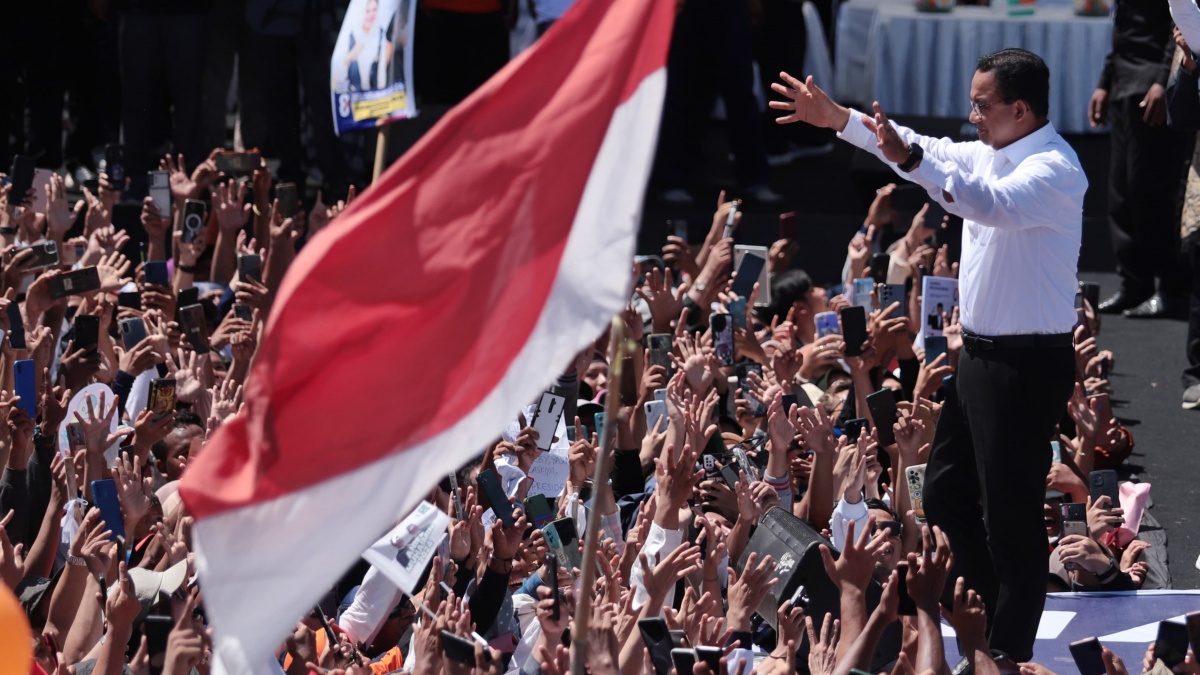 Anies Apresiasi Antusiasme Warga NTB Walaupun di Bawah Teriknya Matahari