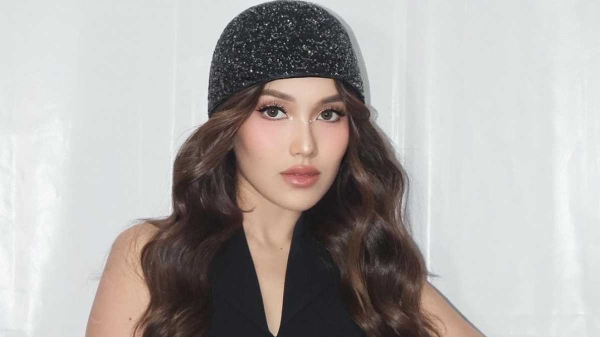 Ayu Ting Ting Tampil Beda setelah Kabar Dilamar Anggota TNI, Netizen: Ibu Persit Lancar sampai Hari H