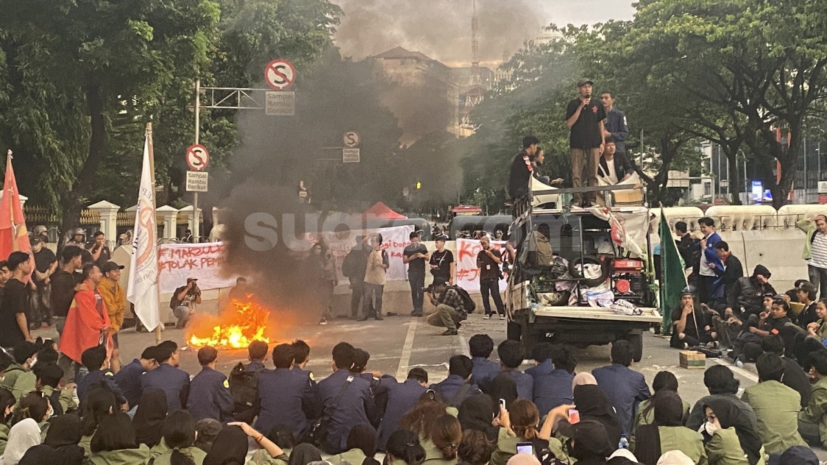 Tuding Berat Sebelah Dukung Anak Maju Pilpres, Mahasiswa Trisakti: Jokowi Lakukan Perbuatan Tercela!