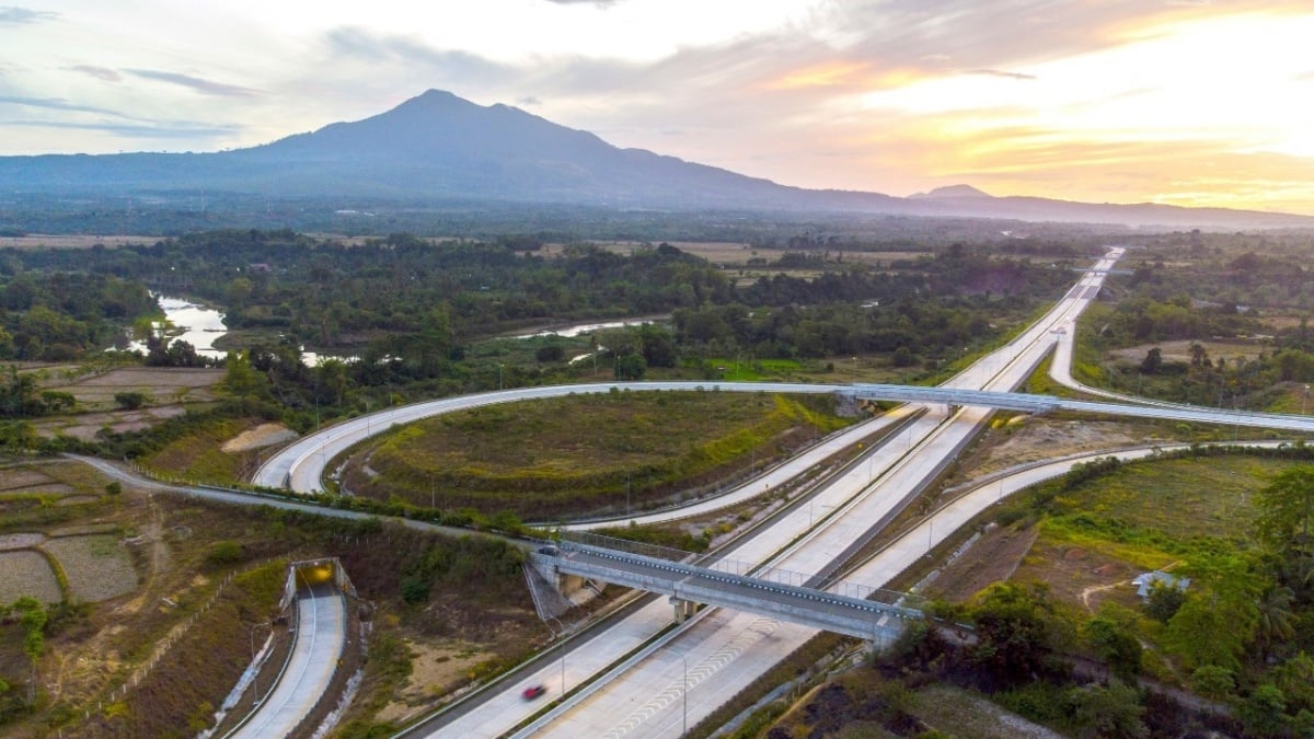 Waspadai Aquaplaning Saat Mudik! Ini 5 Cara Mengatasinya di Jalan Tol