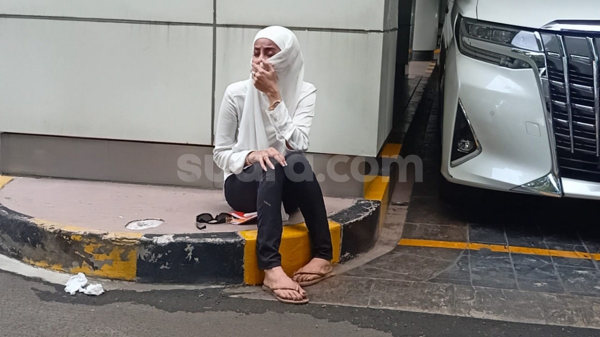 Olla Ramlan Ambruk Usai Kampanye Akbar Anies-Muhaimin, Pusing Dengar Cak Imin Nyanyi?