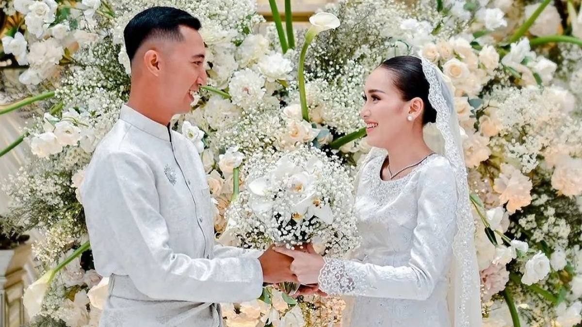 Ayu Ting Ting Sebut "Bunga Anggrek" saat Ditanya Kabar Putus, Singgung Numpang Hidup atau Tukang Selingkuh?