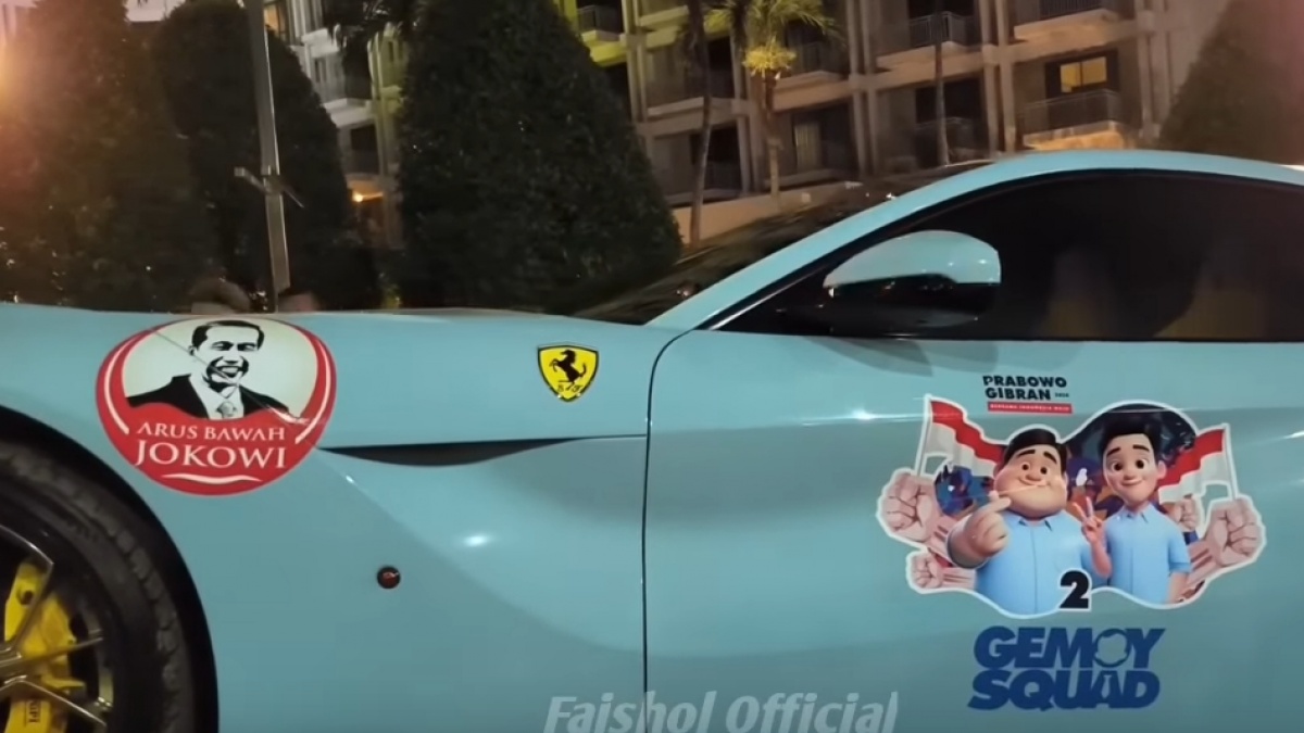 Mobil Ferrari untuk Kampanye Akbar Prabowo-Gibran Bikin Geger: Punya Raffi Ahmad?