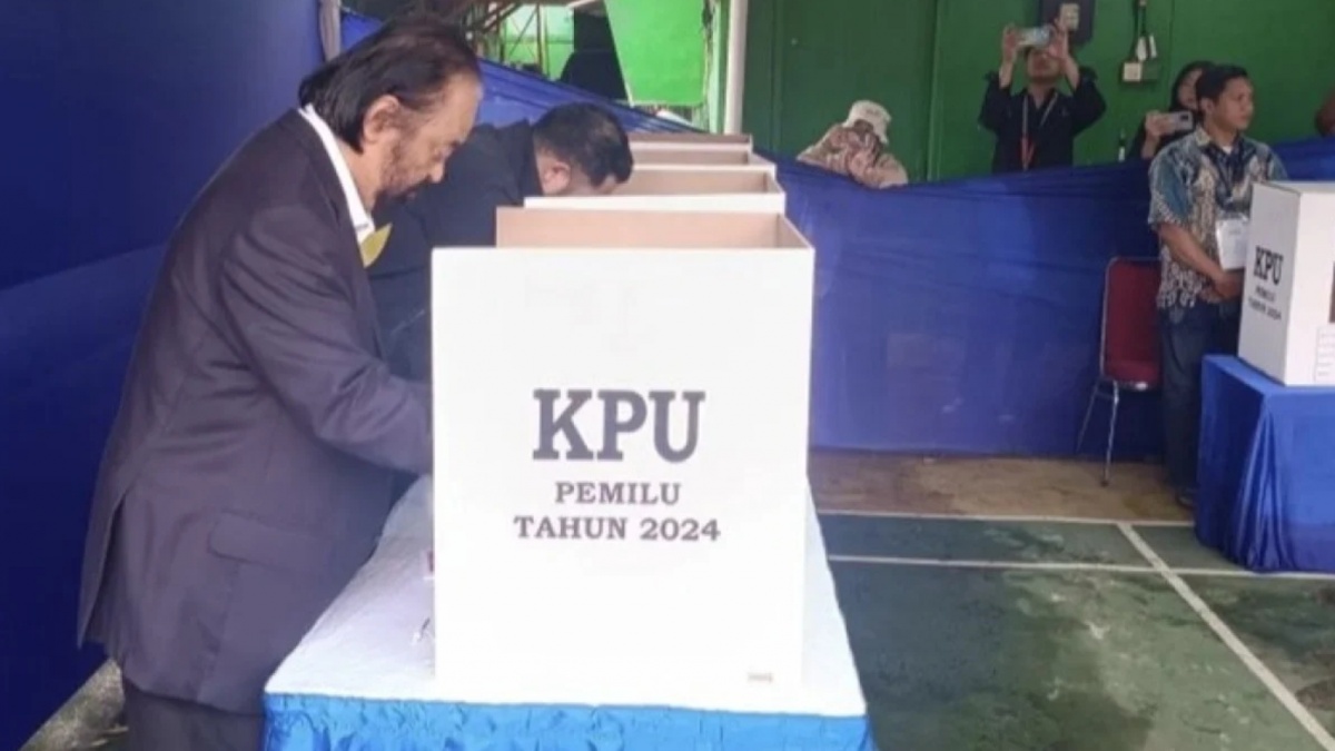 Meringis! AMIN Ditekuk Prabowo-Gibran di TPS Surya Paloh: Kalah Telak