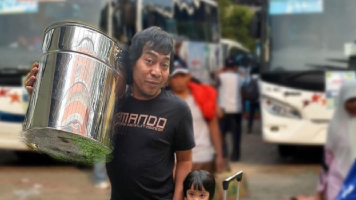 Punya 2 Pesaing Ketat, Komeng Tetap Unggul Suara Tanpa Baliho di Jawa Barat