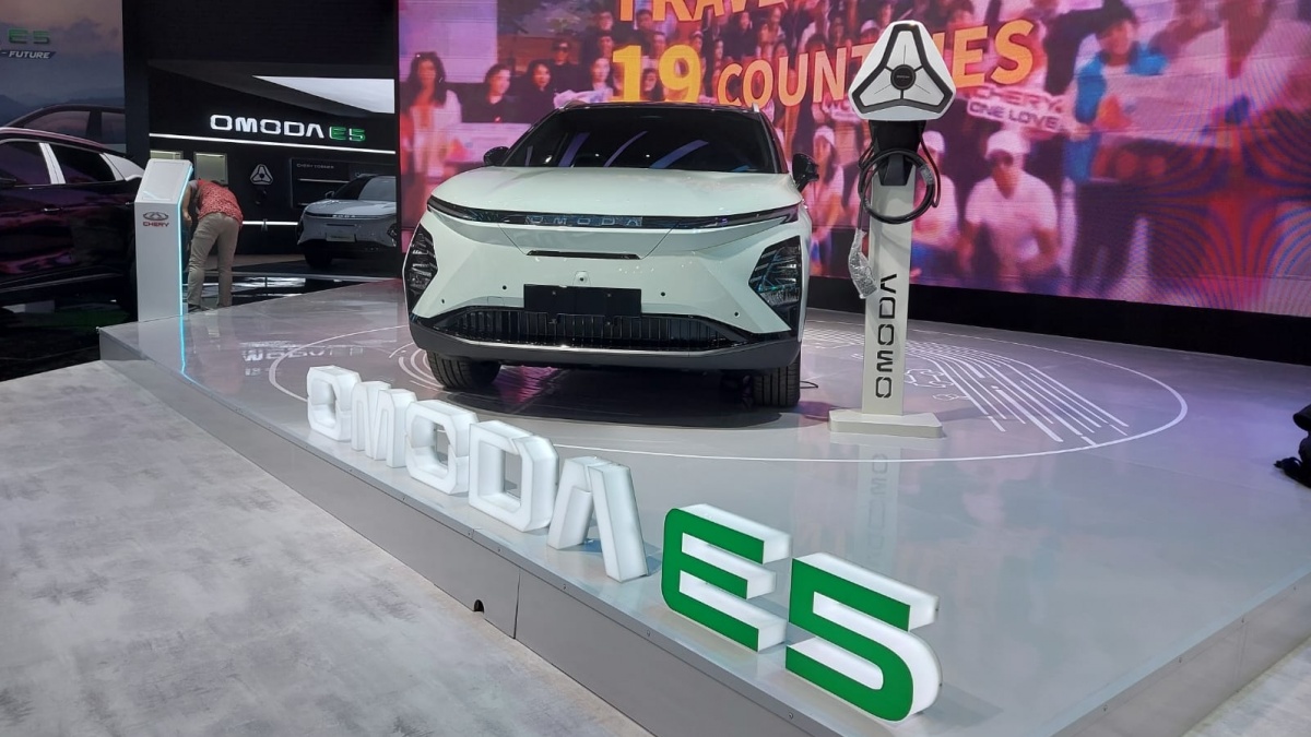 Penjualan Mobil Listrik Chery Omoda E5 Tembus 3.600 Unit